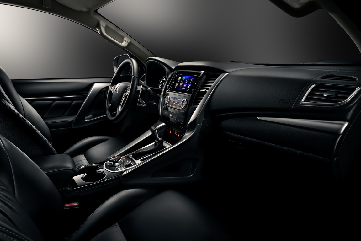 Mitsubishi Pajero Sport: Уже не алмаз, еще не бриллиант Mitsubishi Pajero Sport: Уже не алмаз, еще не бриллиант
