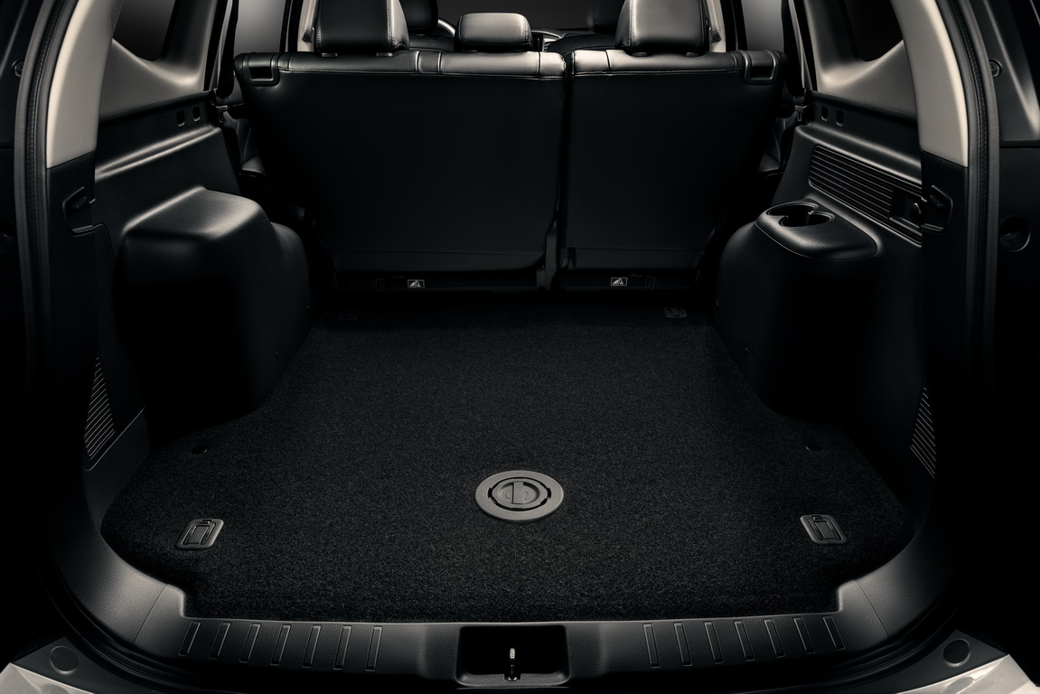 Mitsubishi Pajero Sport: Уже не алмаз, еще не бриллиант Mitsubishi Pajero Sport: Уже не алмаз, еще не бриллиант