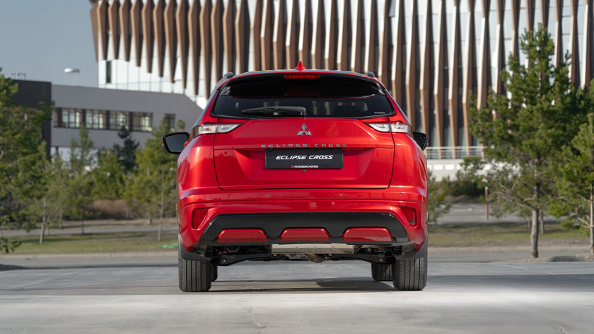 Обновленный Eclipse Cross